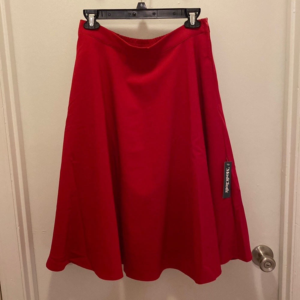 Red ModCloth “Just this sway a-line” skirt. Size M.